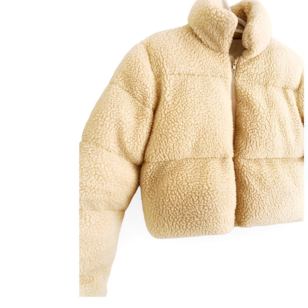 Adorable Puffy Jacket 🐻 - Picture 2 of 3